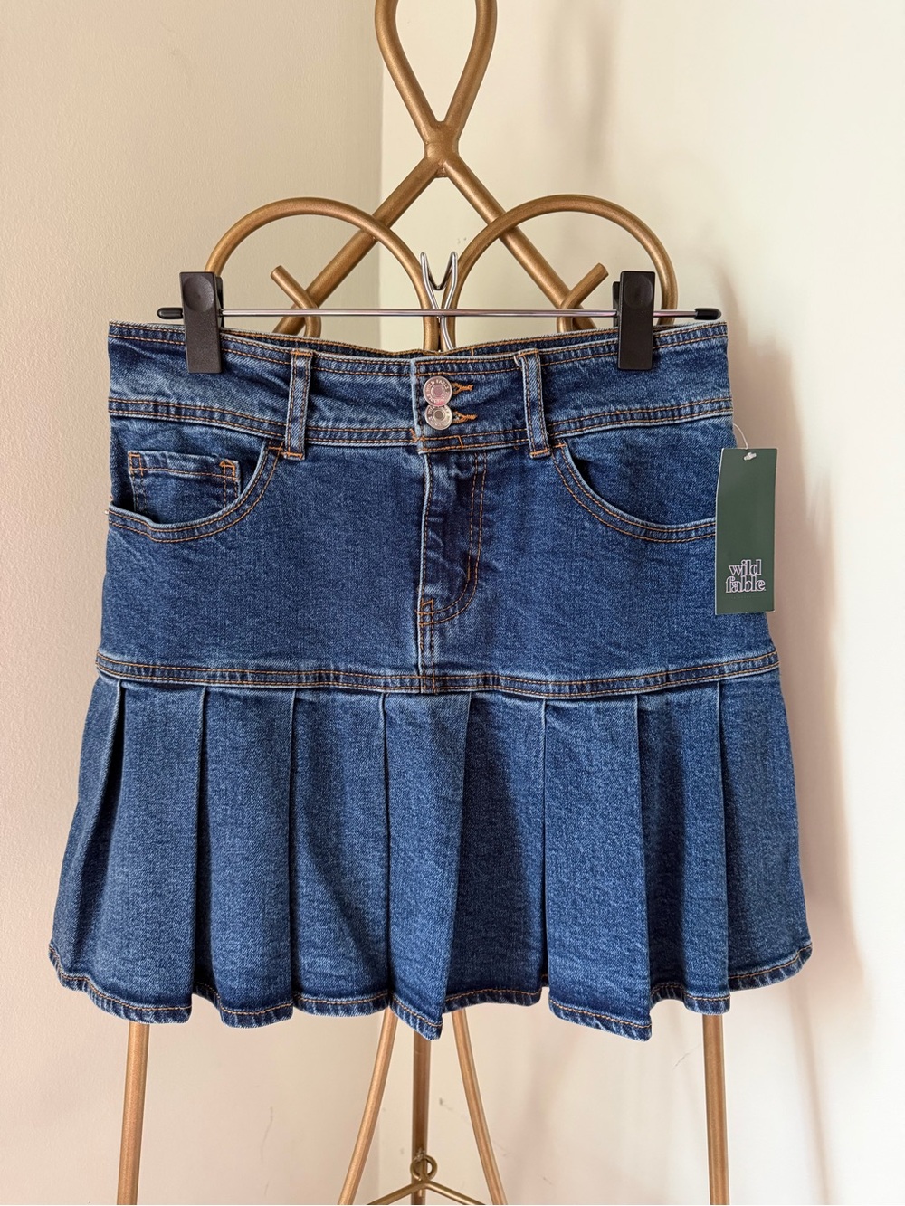 Wild Fable Women’s Blue Denim Pleated Mini Skirt